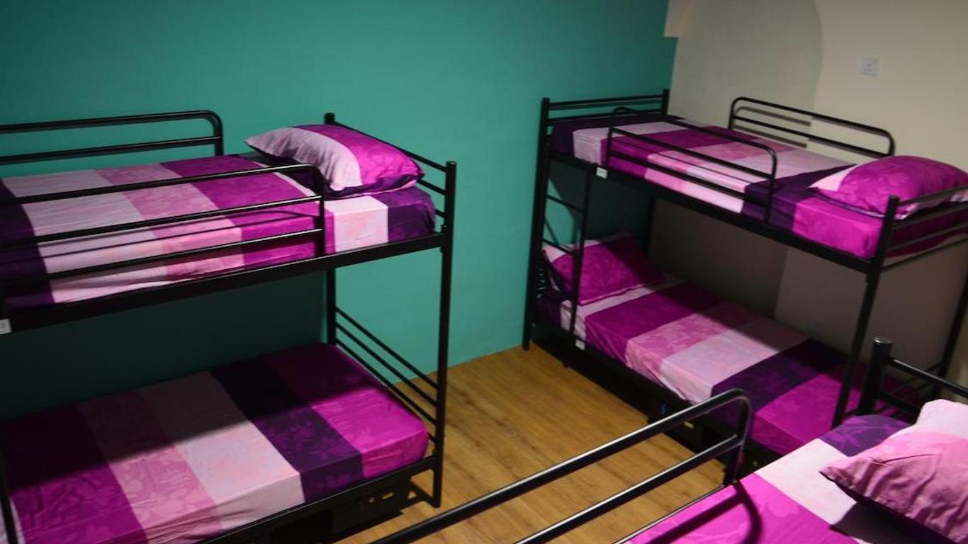 Raizzy's Guesthouse