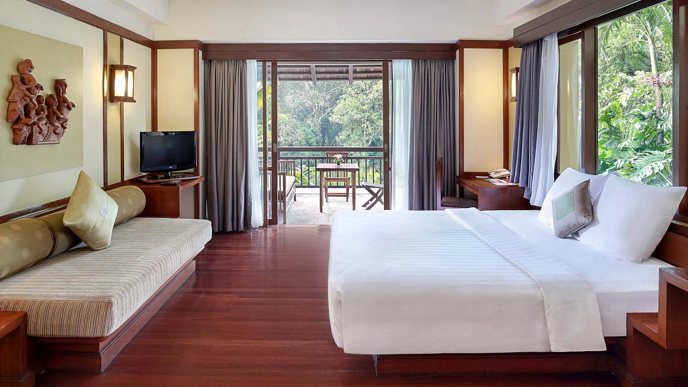 Novotel Bogor Golf Resort & Convention Center