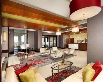 Hampton Inn & Suites Chattanooga/Hamilton Place - Chattanooga - Living room
