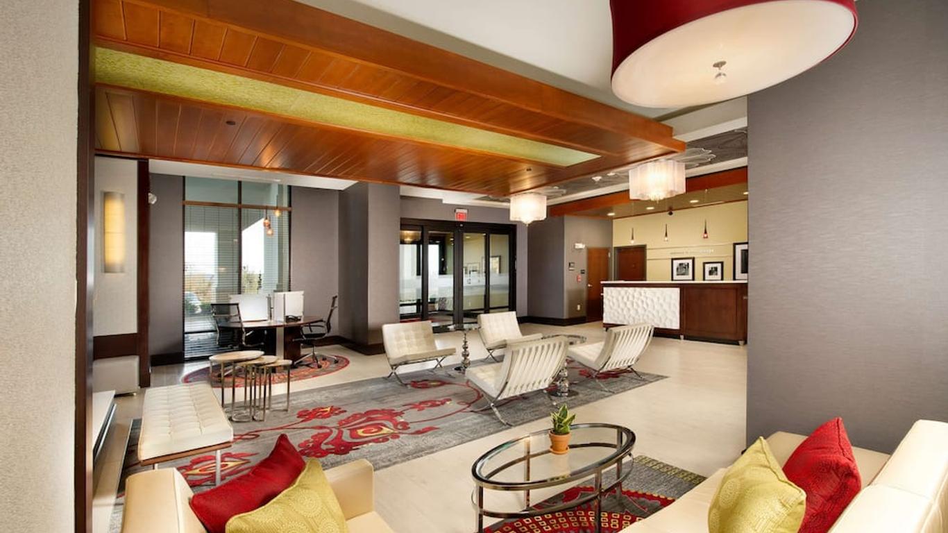 Hampton Inn & Suites Chattanooga/Hamilton Place