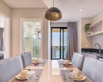 MHF II - Apts Variados em Prédio com Vista para o Mar em Itapema - Itapema - Sala de jantar