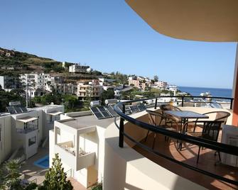 Elpis Studio Apartments - Bali - Balcony