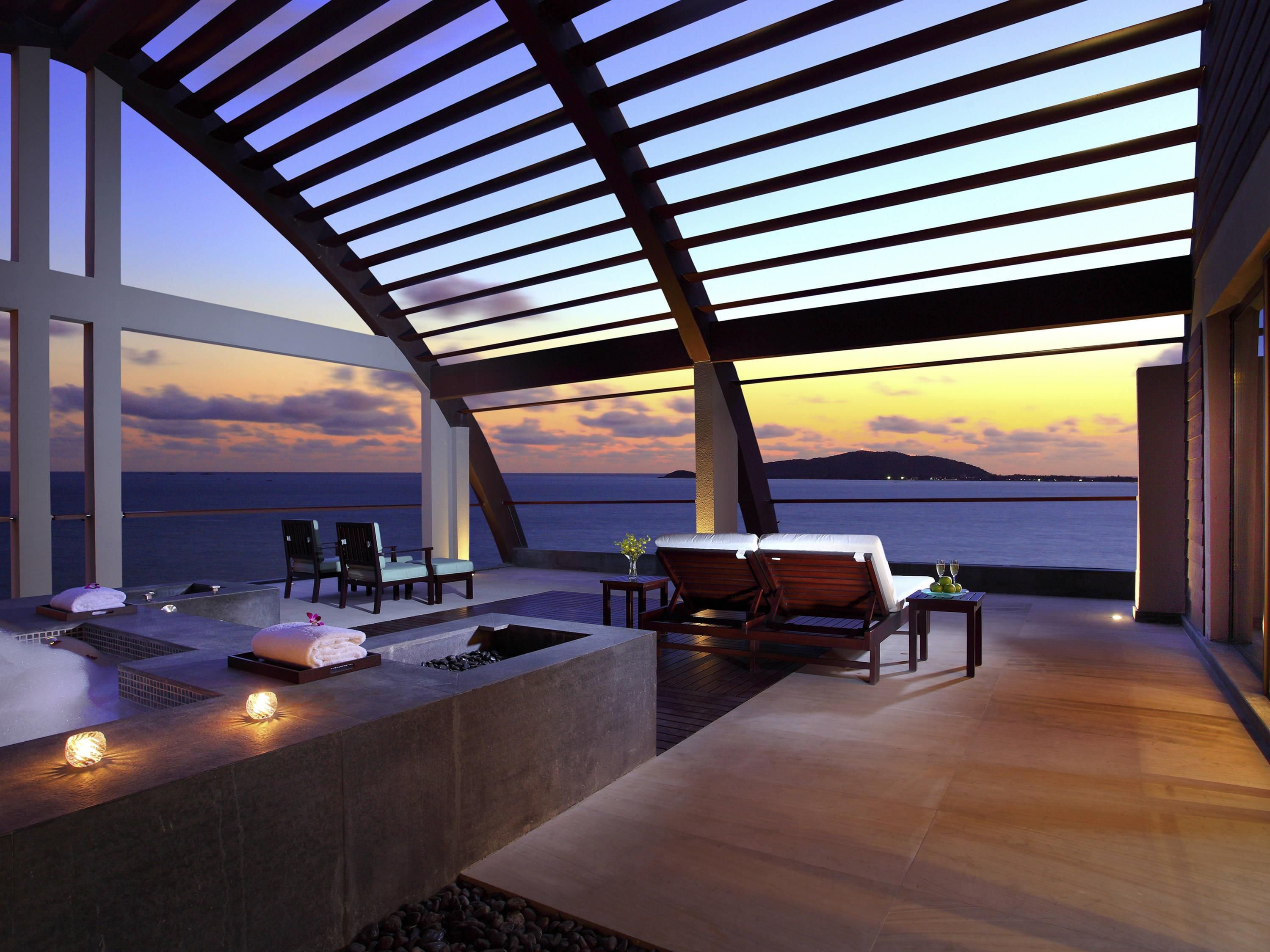 Pullman Oceanview Sanya Bay Resort & Spa - Санья