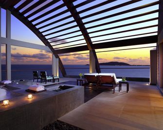 Pullman Oceanview Sanya Bay Resort & Spa - Sanya
