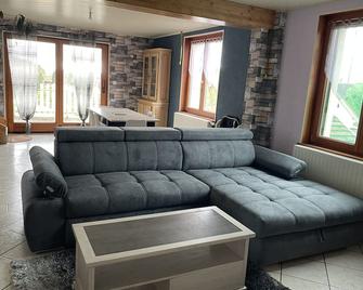 Campagne 10 Minutes des Commerces - Pontarlier - Wohnzimmer