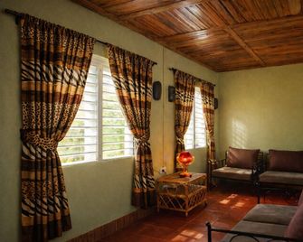 Voyager's Center - Kasese - Sala de estar