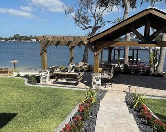 Lake June Cove Getaway - Lake Placid - Патіо