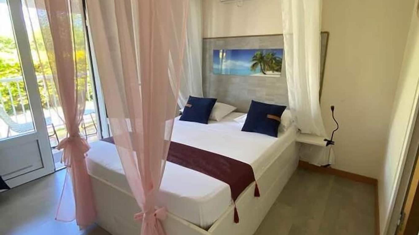 Hôtel Le Soleil Couchant