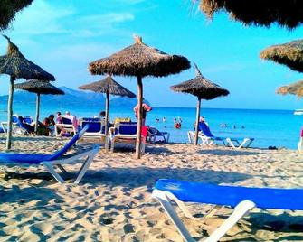 Apartamento con espectaculares vistas al mar - Can Picafort - Beach