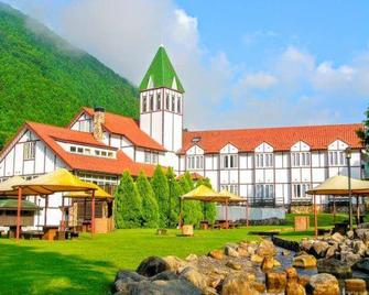 Hotel Monte Rosa - Kamikawa - Building