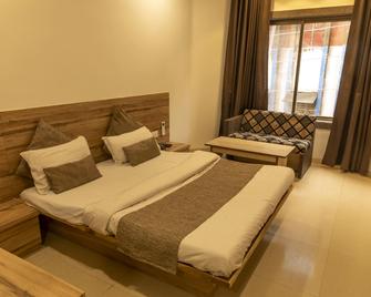 Hotel Adarsh Palace - Bhopal - Habitación