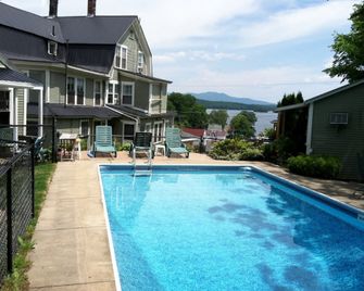 Lakeview House & Cottages - Laconia - Pool