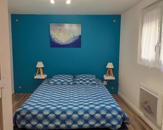 Bienvenue chez vous - Honfleur - Bedroom