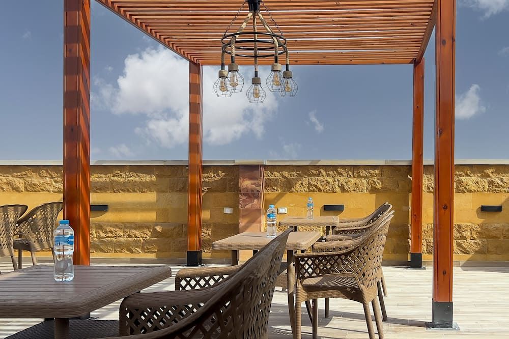 Celia Pyramids View inn - קהיר - מרפסת