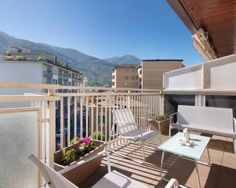 Mary House - Sondrio - Balcone