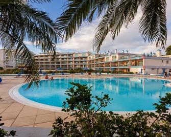 Optimum Oasis - Royal Retreats at Maho Beach Studio - Lowlands - Uima-allas
