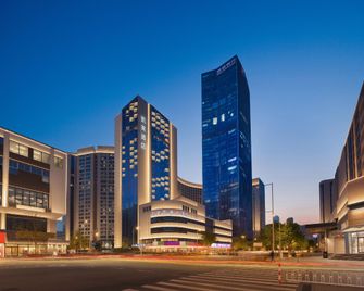 Gloria Plaza Hotel - Shenyang - Building