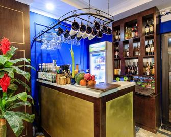 Clover Sapa - Pa sa - Bar