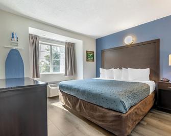 Greenville Pelham Inn By IHG - Greenville - Schlafzimmer