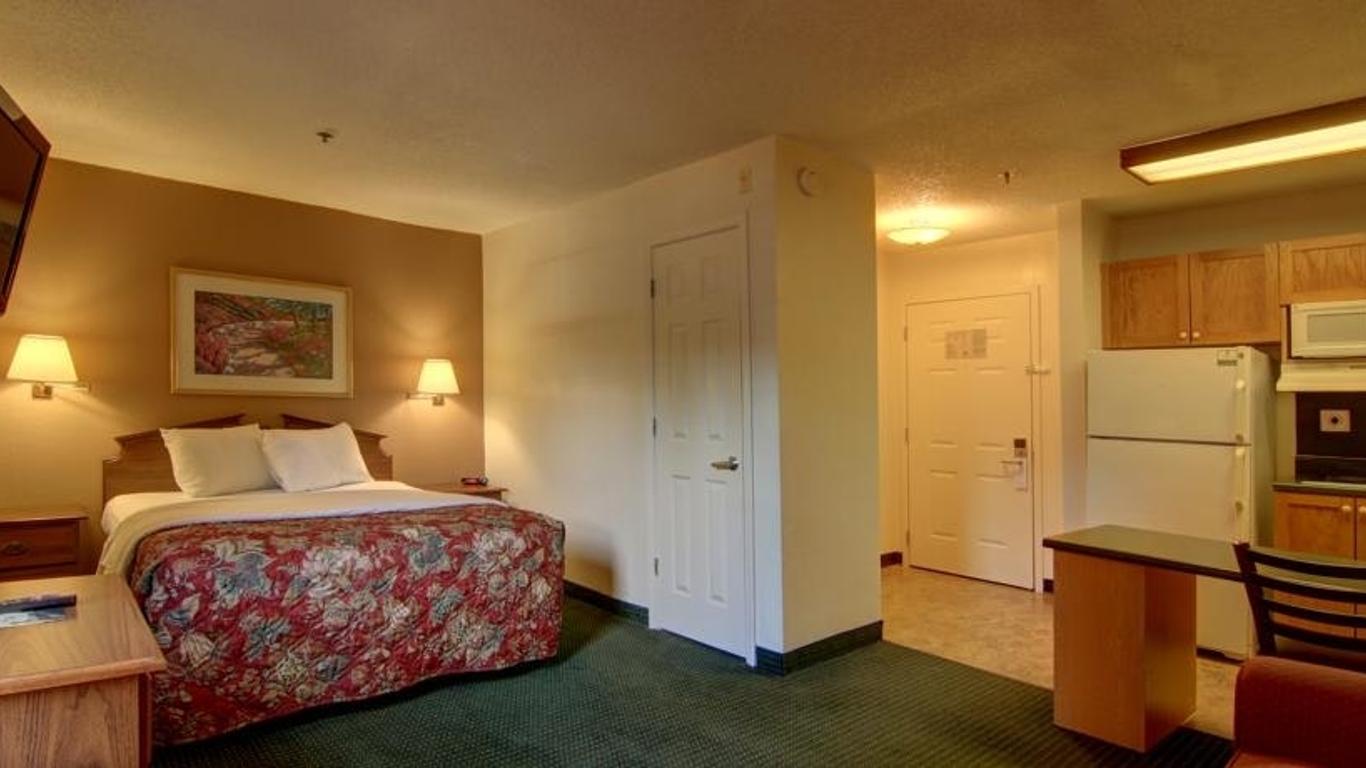 Intown Suites Extended Stay Marietta Ga - Town Center