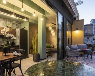 The Shell House - Tel Aviv - Patio