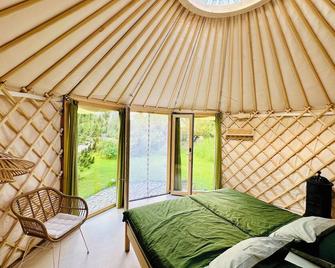 BIO Kastanienhof Erfurt - Appartements und ayurvedische Jurten - Erfurt - Bedroom