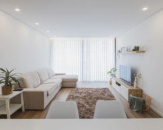 Paim XXI Azores Apartment - Ponta Delgada - Living room