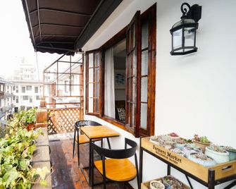 Benjamin & Sammy's Hostel - Hangzhou - Balkon