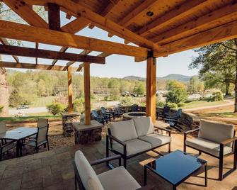 Tremont Lodge & Resort - Townsend - Patio