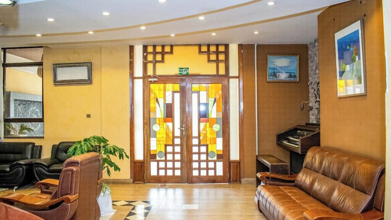 Astorian Grand Hotel