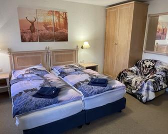 Idyllische Ferienwohnung in der Natur - Sebnitz - Schlafzimmer