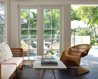 Lighthouse Hotel - Key West Historic Inns - Key West - Living room