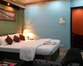 Hotel Ispat International - Āsansol - Bedroom