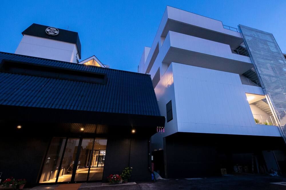 هيتويوشي أونسين نابيا