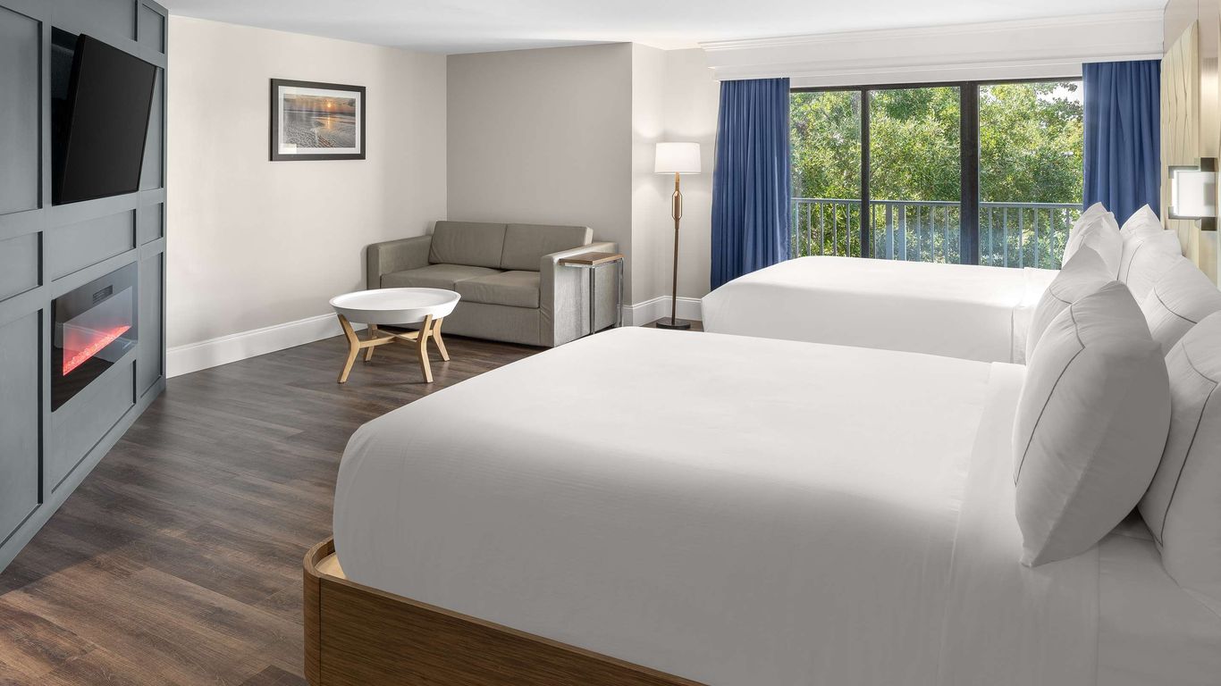 Doubletree By Hilton Head