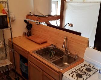 Guest House w/view - Monroe - Кухня