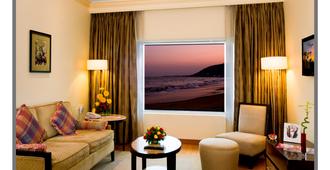 The Gateway Hotel Beach Road - Visakhapatnam - Living room