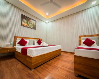 Hotel Nutan Ashray - 200 mtr from prem mandir - Vrindavan