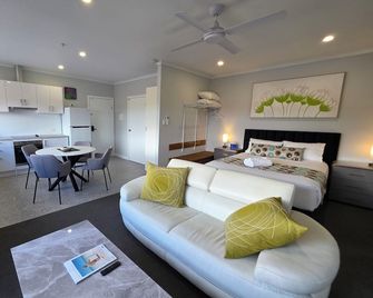 Aart Apartments, Port Lincoln, Studio No 5 Apartment, Open Living Cbd Views. - Port Lincoln - Huiskamer