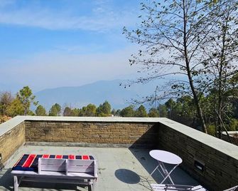 The Kumaon - Binsar - Balcón