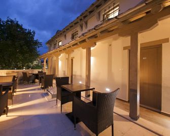 Hotel Emen - Mostar - Balcony