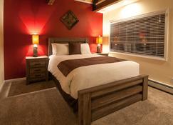 North Lake Lodges & Villas - Carson City - Bedroom