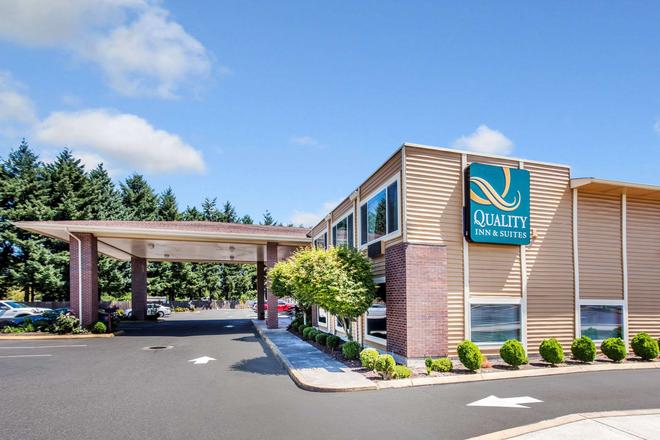 Quality Inn And Suites Vancouver North 65 1 0 8 Vancouver