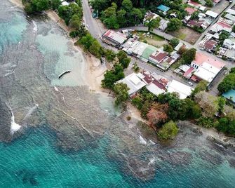 Sombra Bungalow, AC and Plunge Pool near Arrecife - Manzanillo
