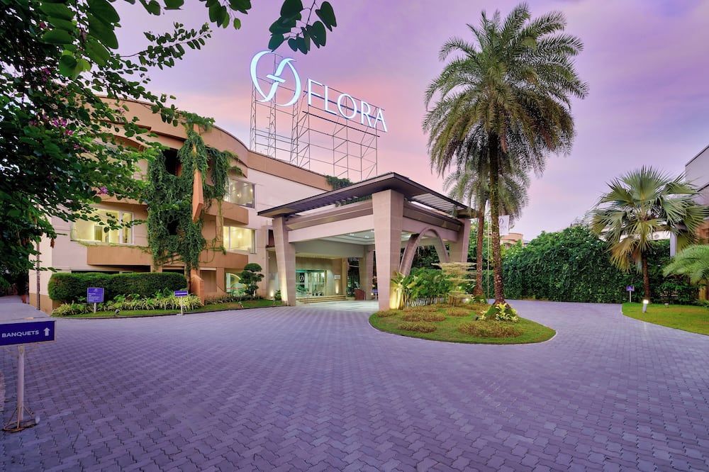 فلورا أيربورت هوتل آند كونفينشن سنتر كوتشي - كوتشي - مبنى