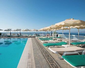 Coralli Beachfront - Pefki - Bazén