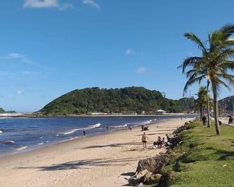 Pousada Chateau Sophie - Itanhaém - Beach