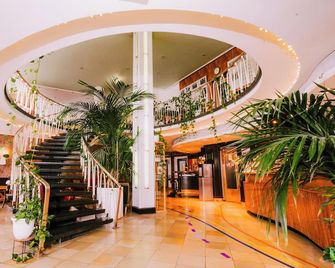 Hessenland Hotel By Stay Awesome - Kassel - Lobby