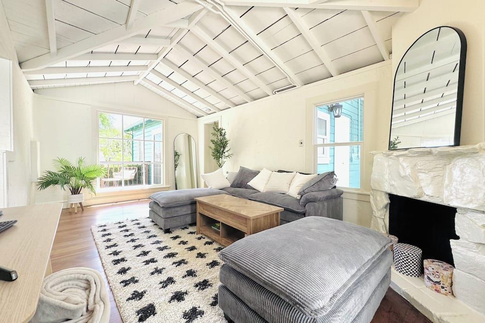 Spacious 1br/2ba Scenic Garden Home In Central Sf With Private Entrance - سان فرانسسكو - غرفة معيشة