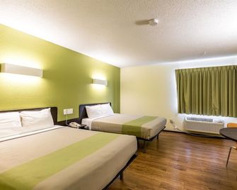 Motel 6 Troy - Troy - Bedroom